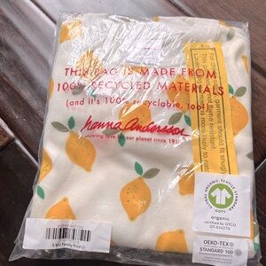 Hanna Andersson Lemon long sleeve pajama size 4